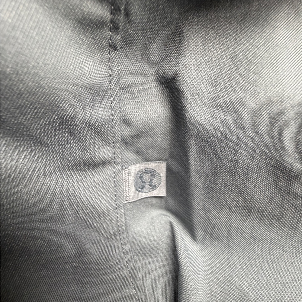 lululemon athletica Men's Slate Gray Jacket - Picture 6 of 7